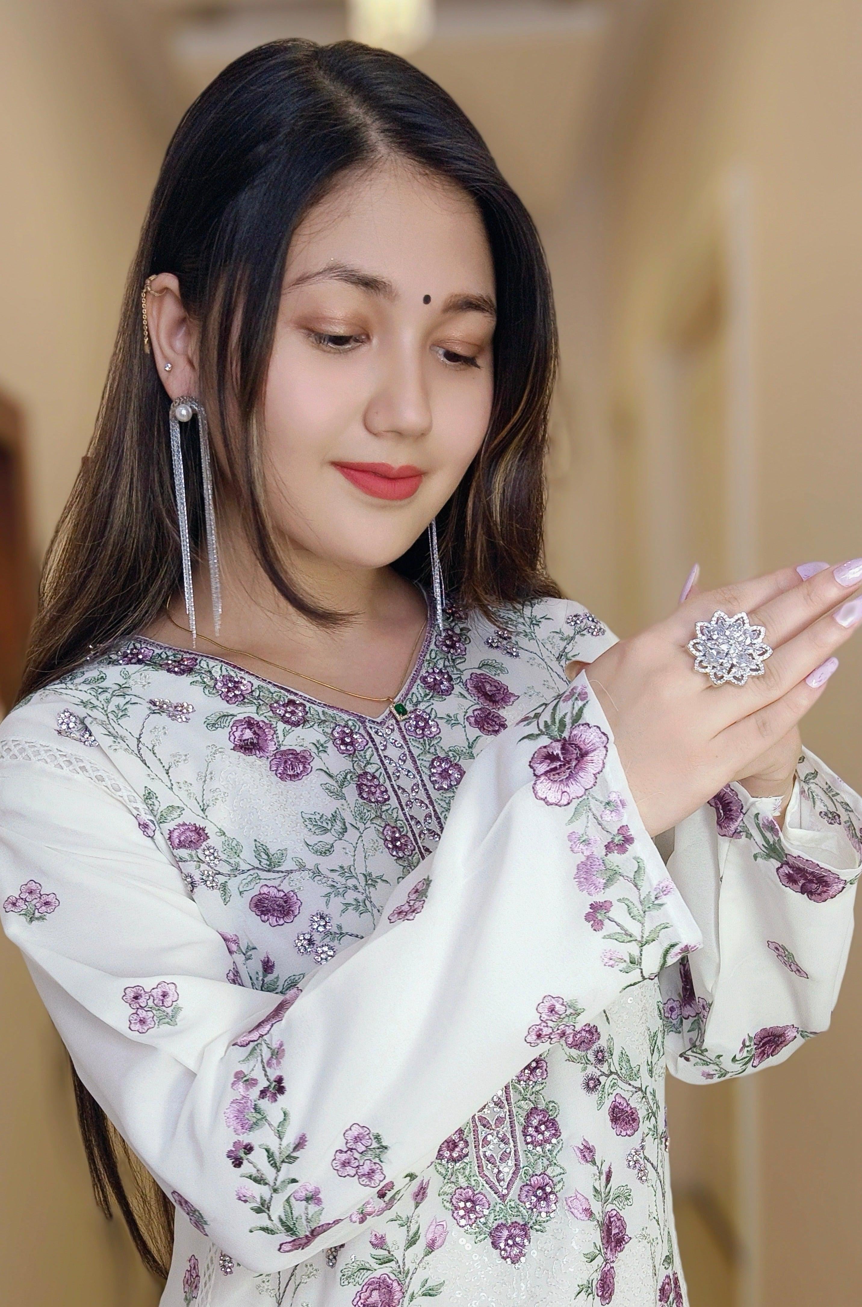 WHITE GEORGETTE 3 PC SUIT - RajsiPoshak