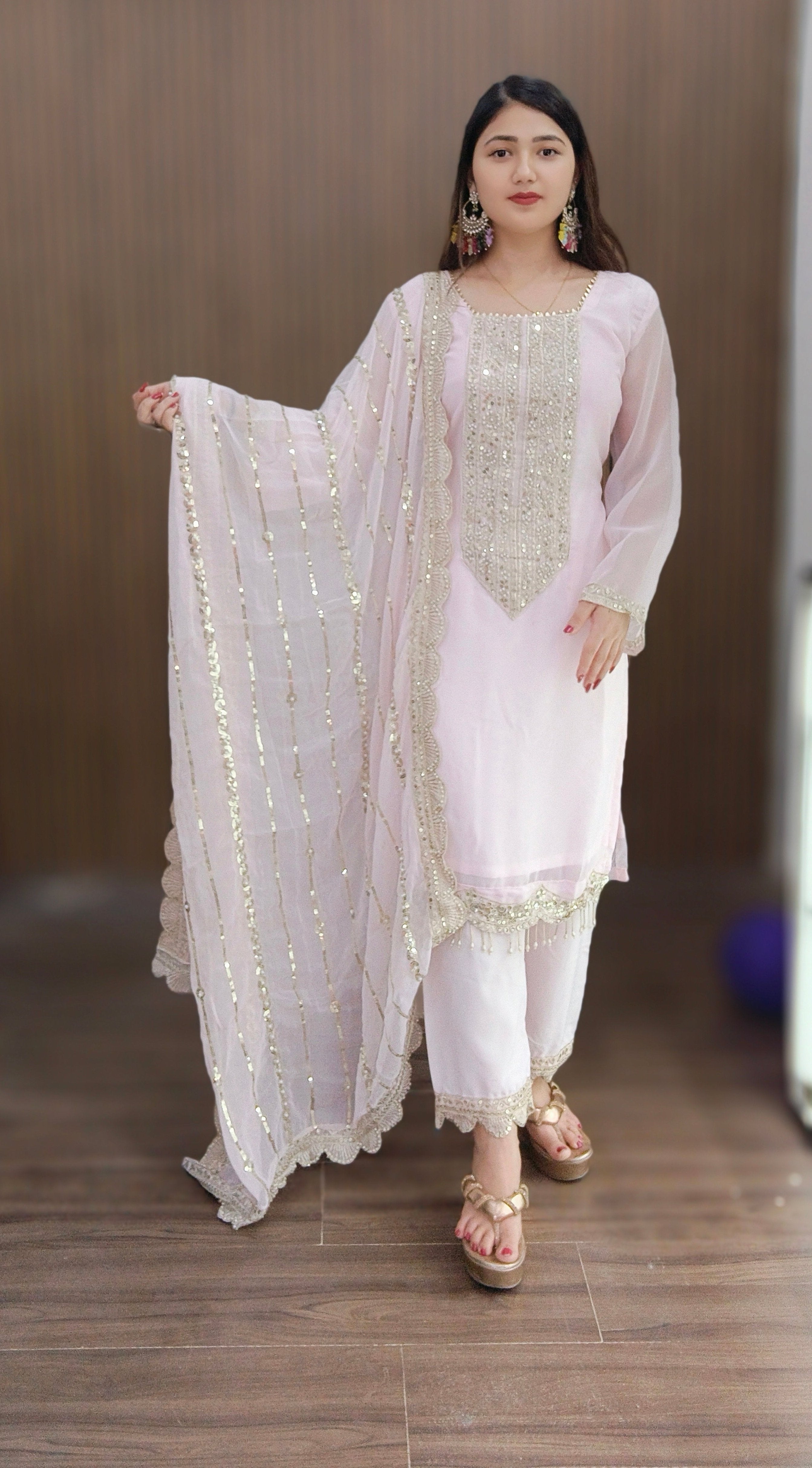 LIGHT PINK