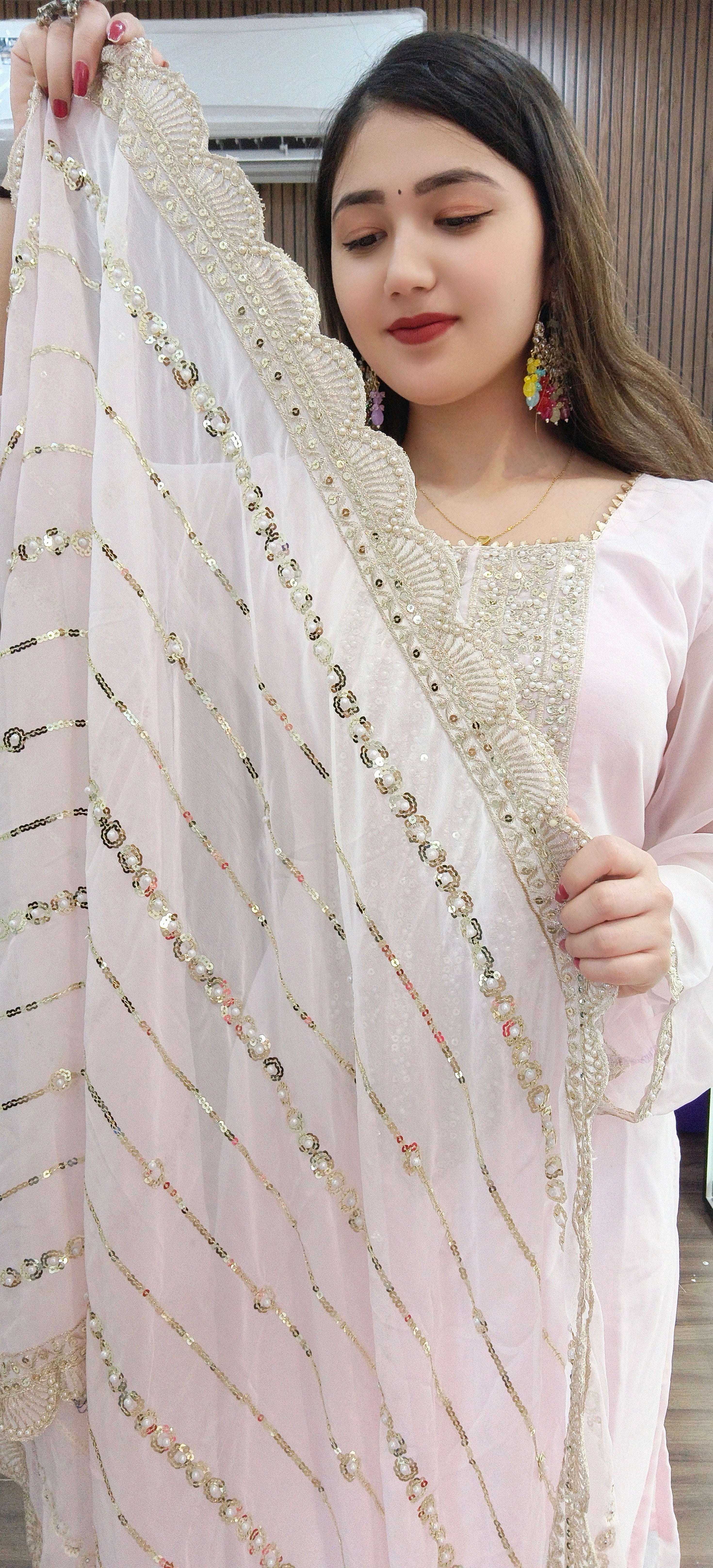 LIGHT PINK
