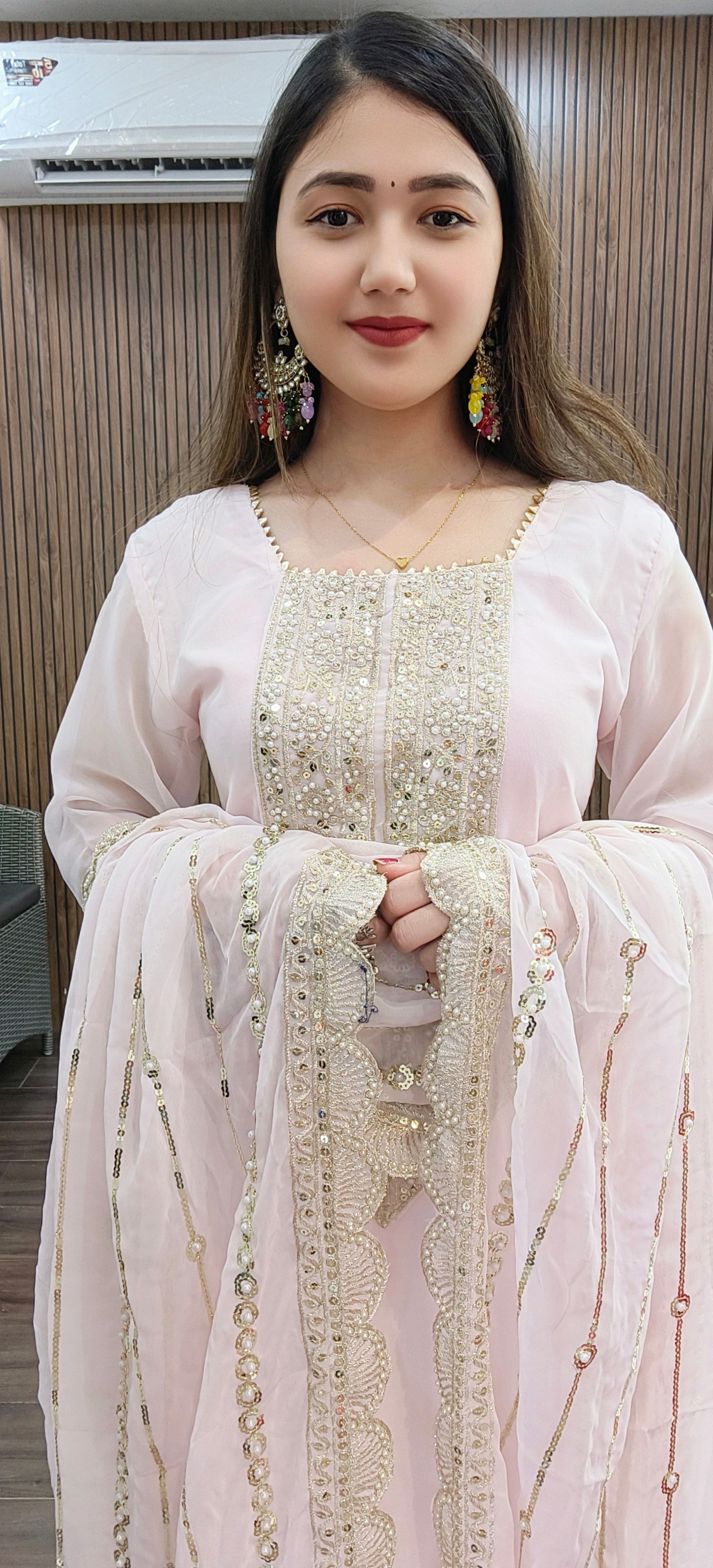 LIGHT PINK