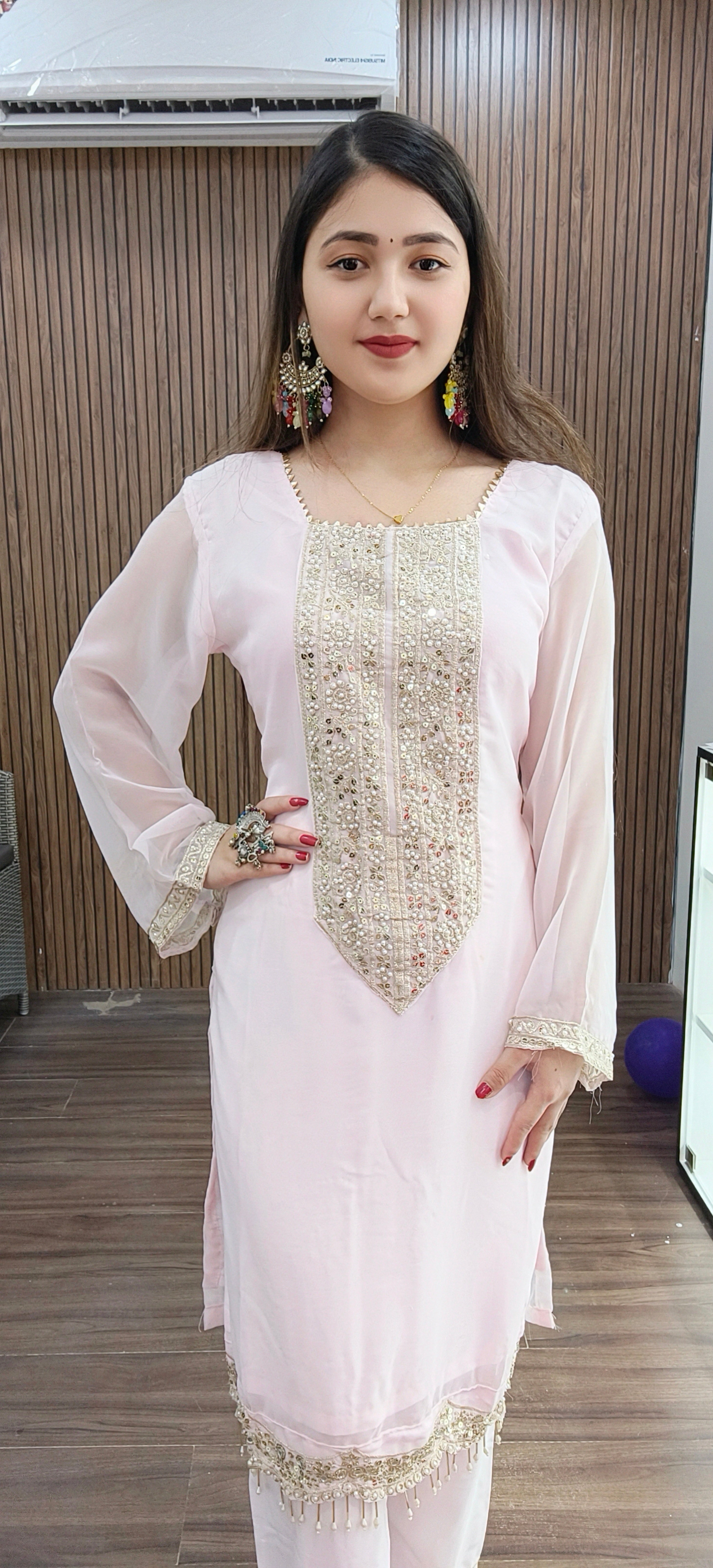 LIGHT PINK