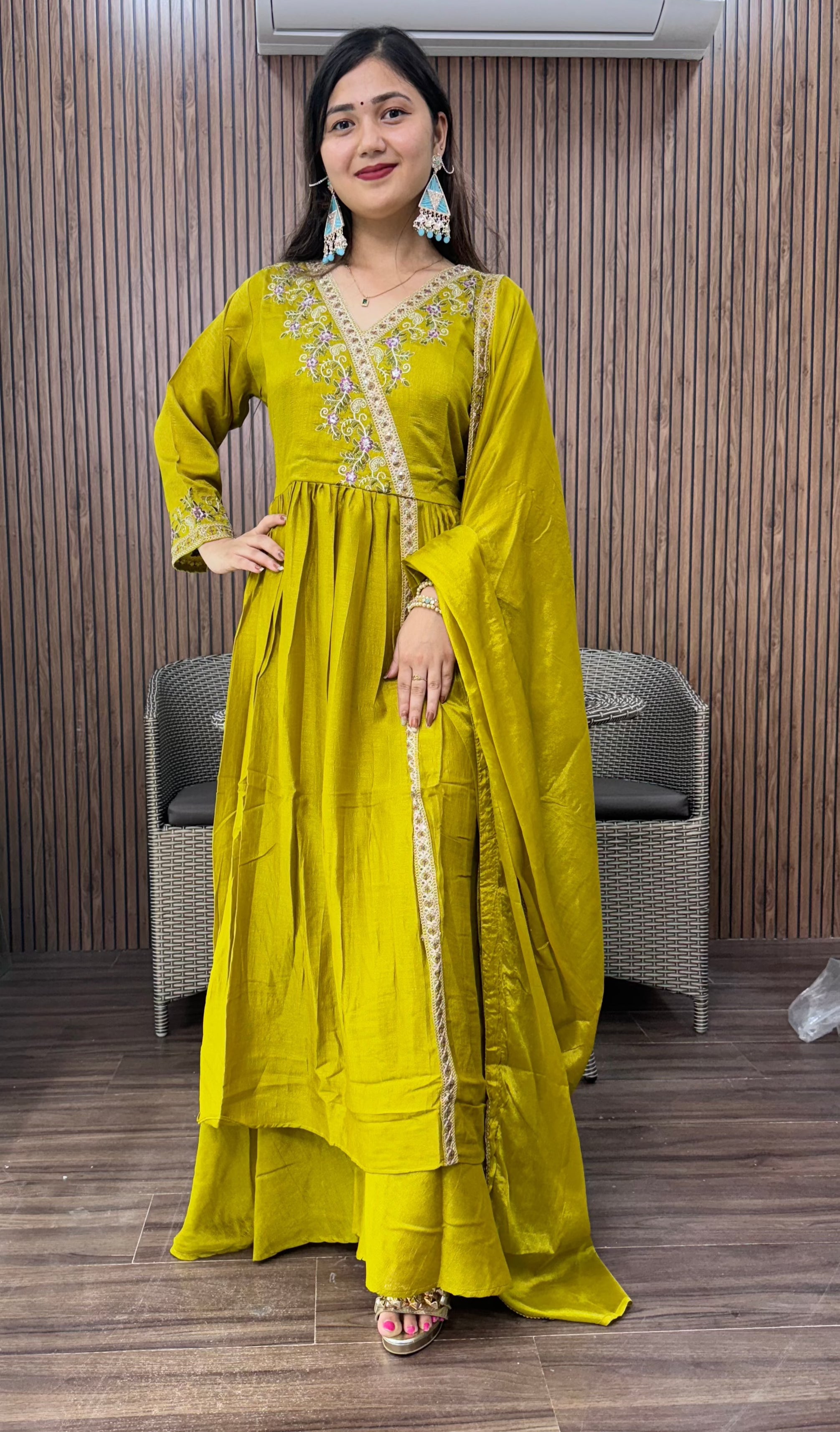 MAHENDI GREEN