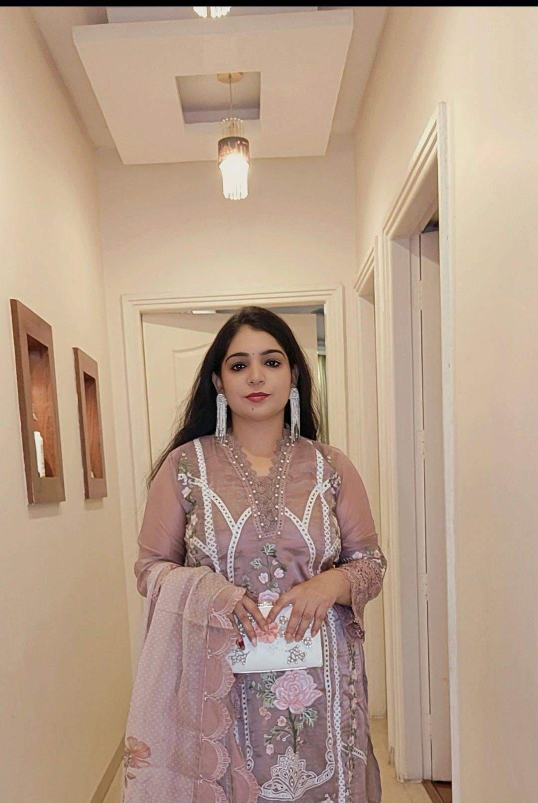 Pakistani Suit - RajsiPoshak