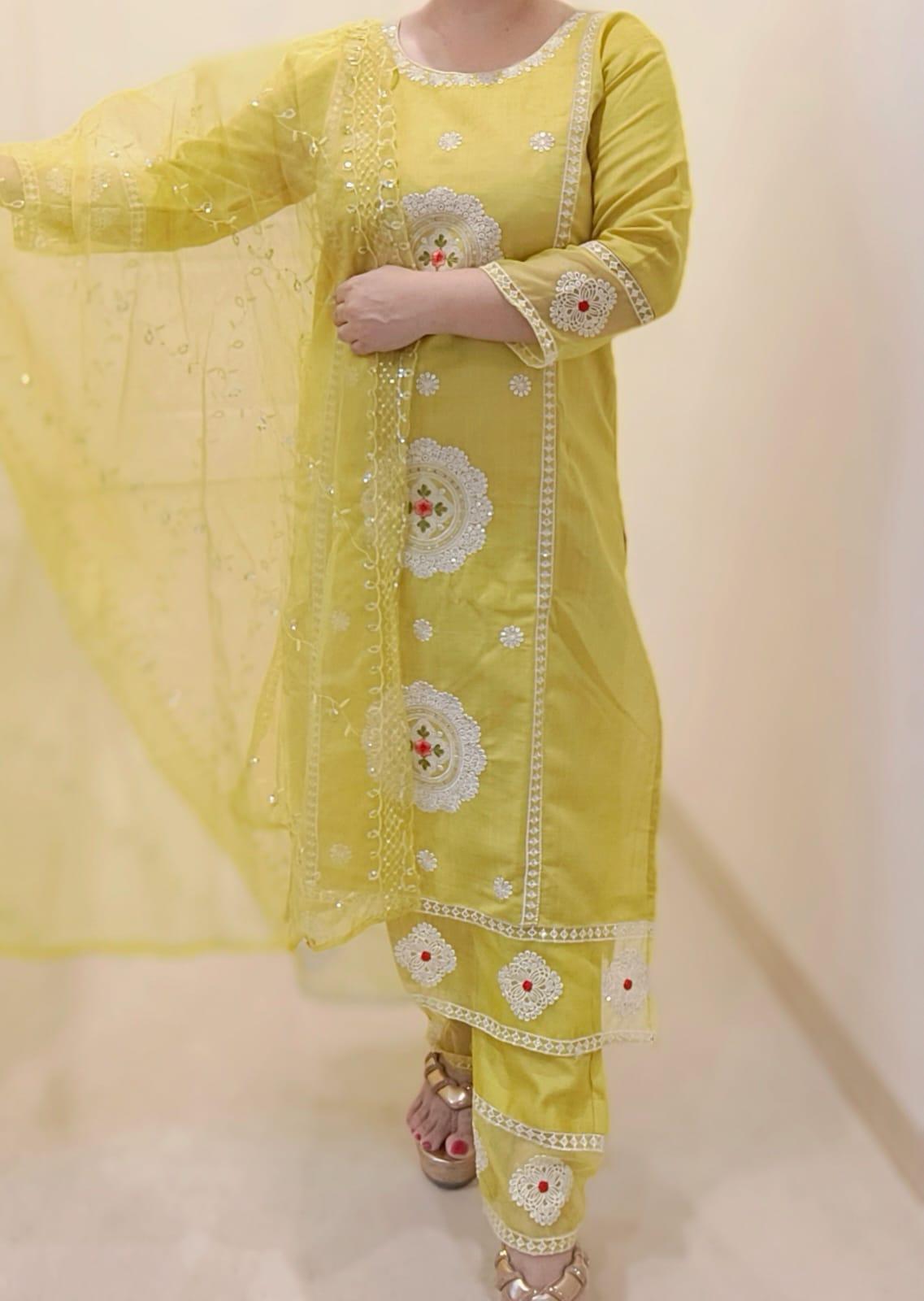 YELLOW