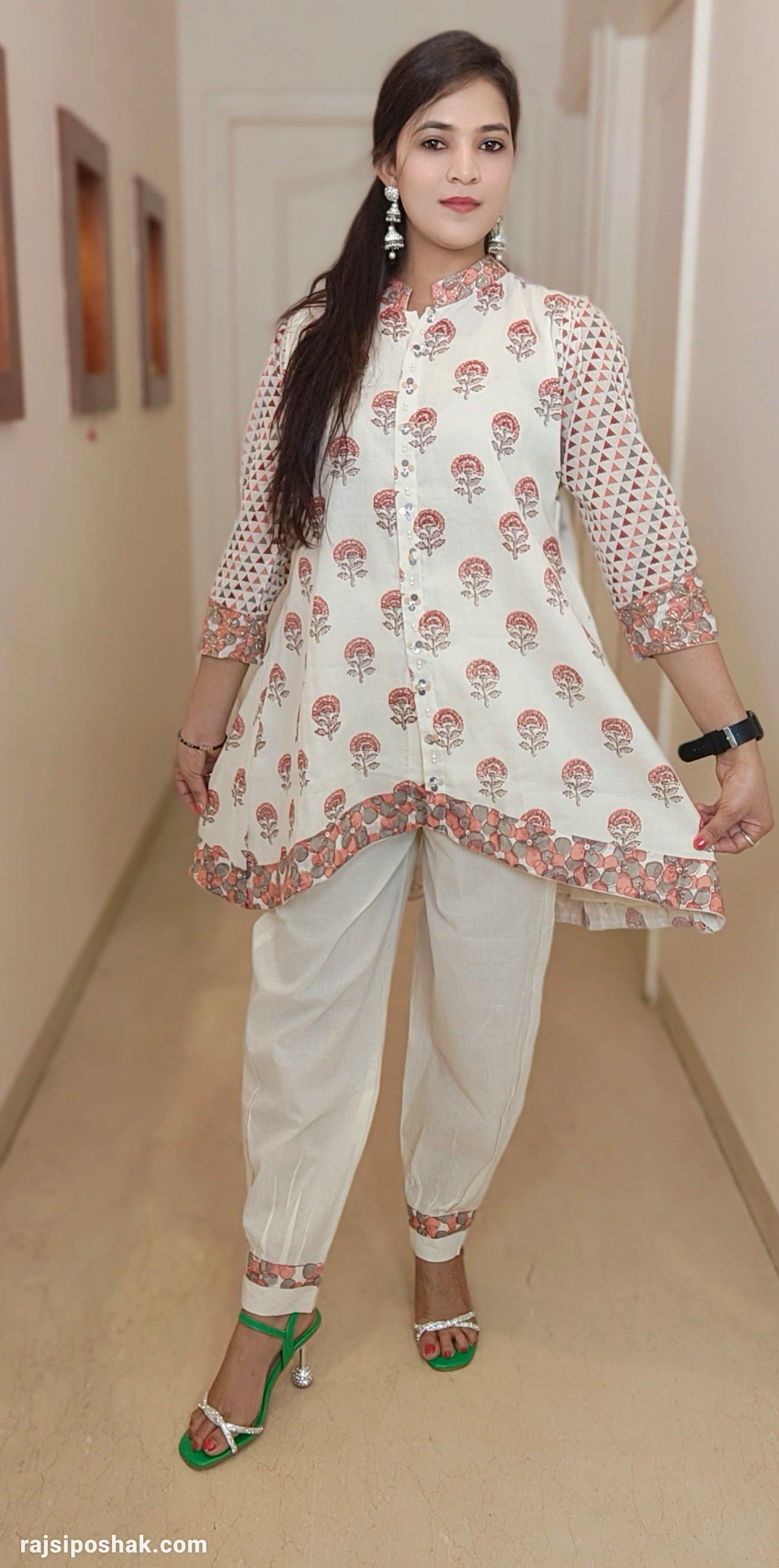 WHITE & MAROON PRINT