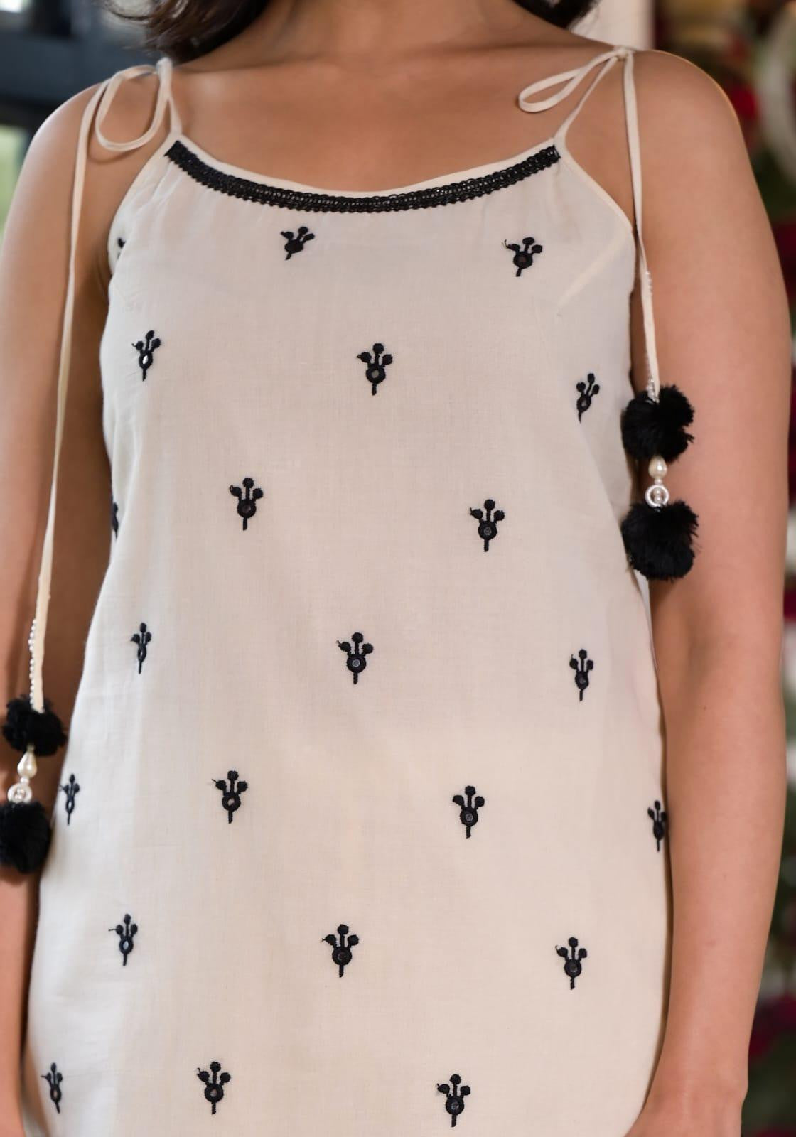 WHITE & BLACK 3 PC SUIT - RajsiPoshak