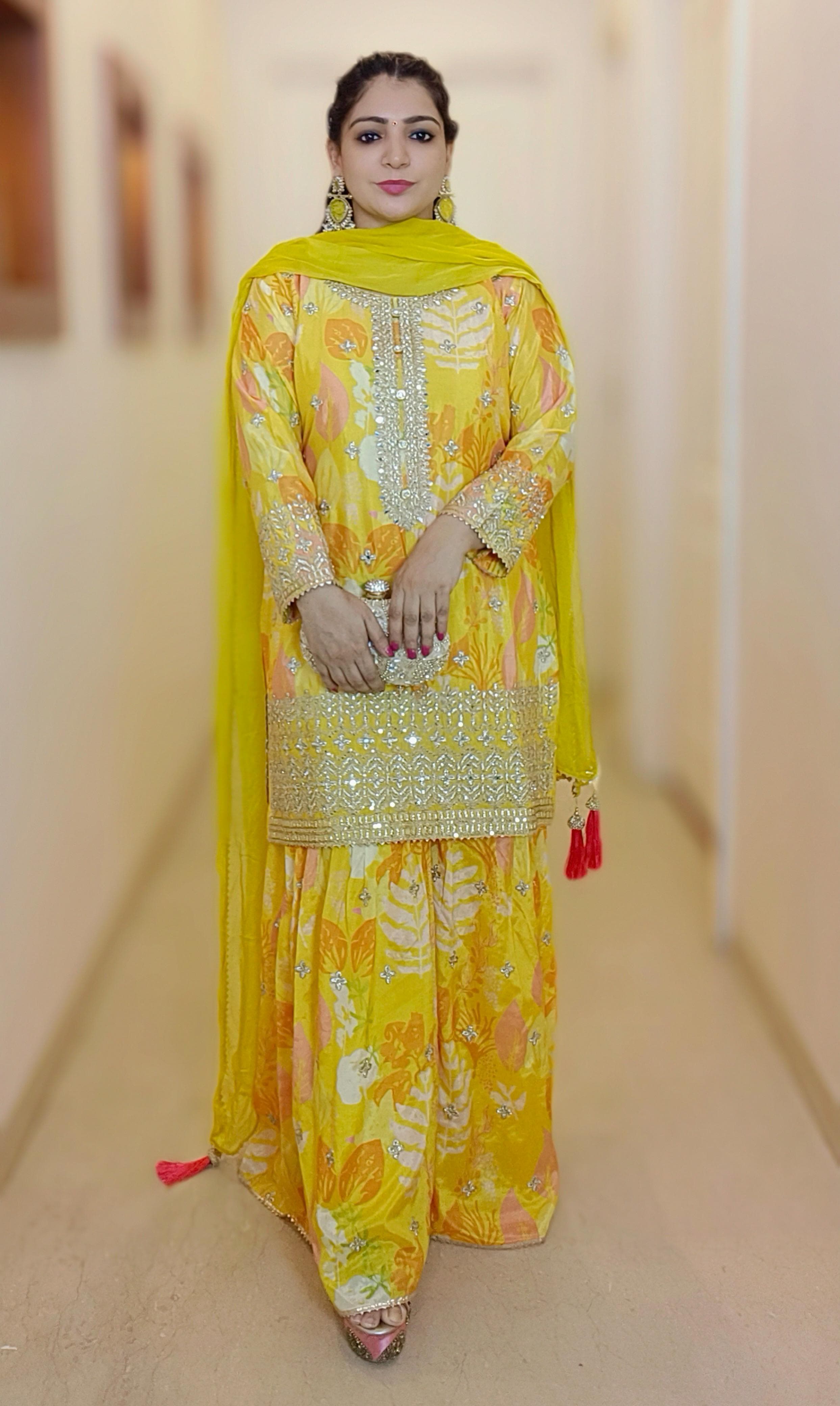 YELLOW
