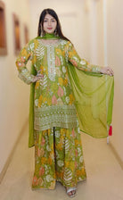 GREEN