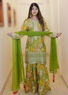 GREEN