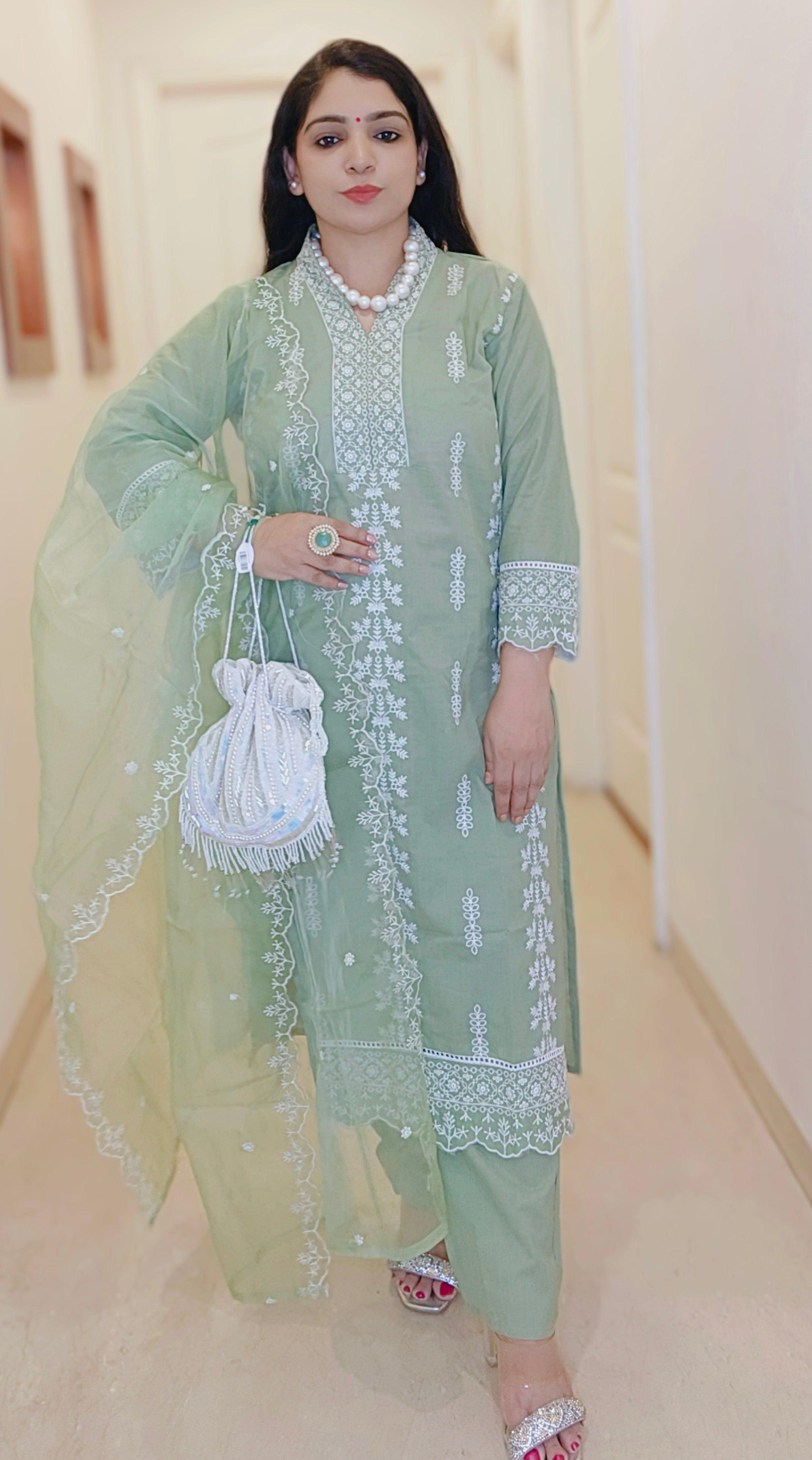GREEN