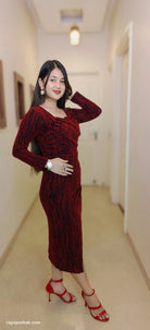 MAROON