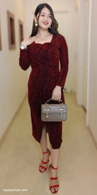 MAROON