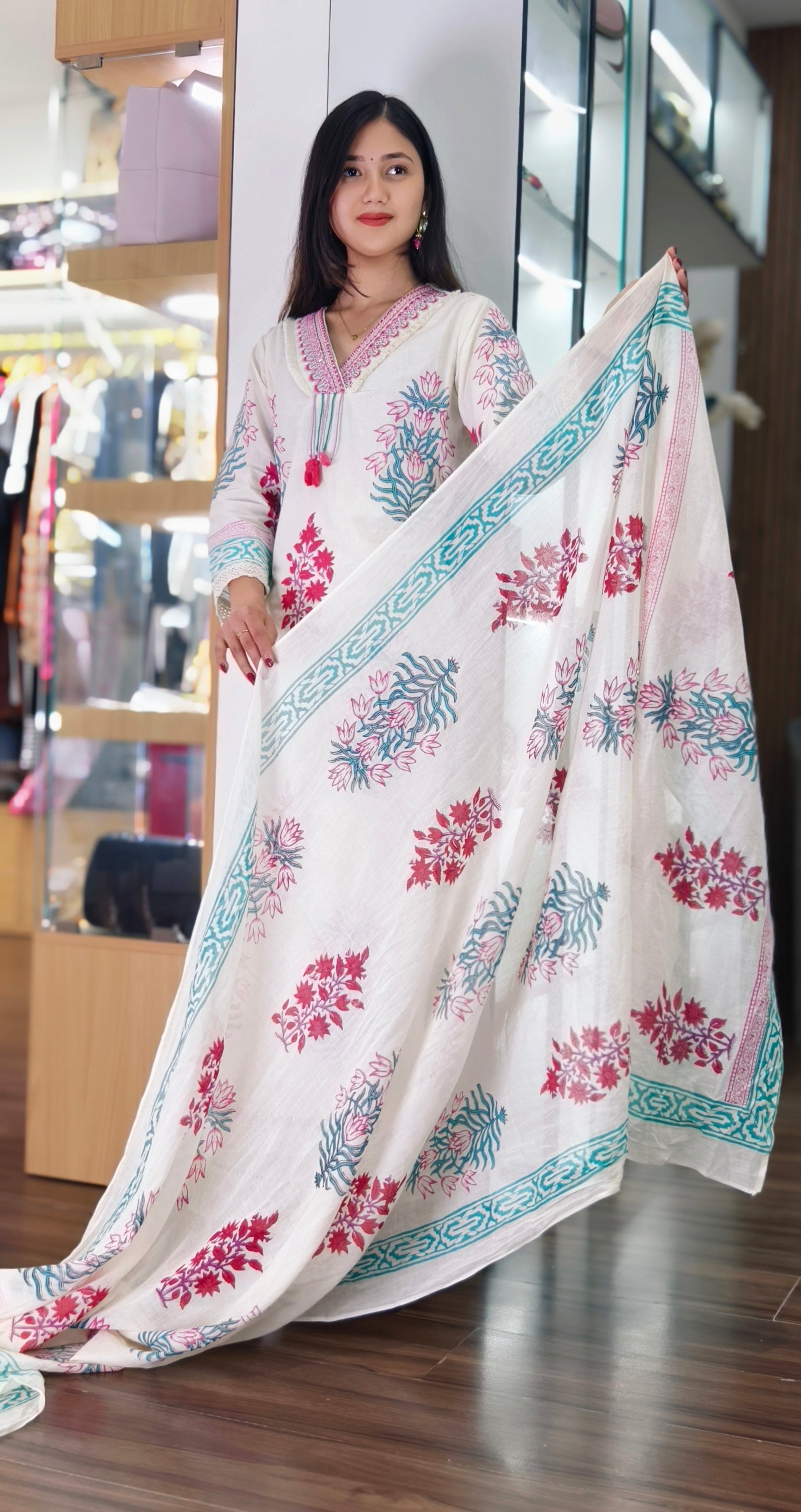 WHITE IKAT PRINT COTTON SUIT WITH DISIGNER PANT