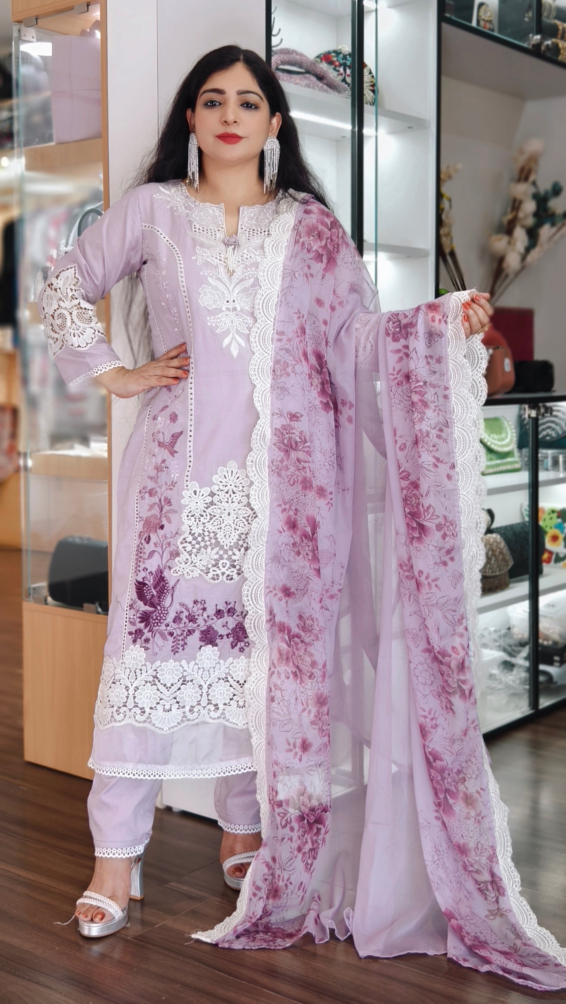 LIGHT PURPLE PURE COTTON PAKISTANI PARTY WEAR SUIT
