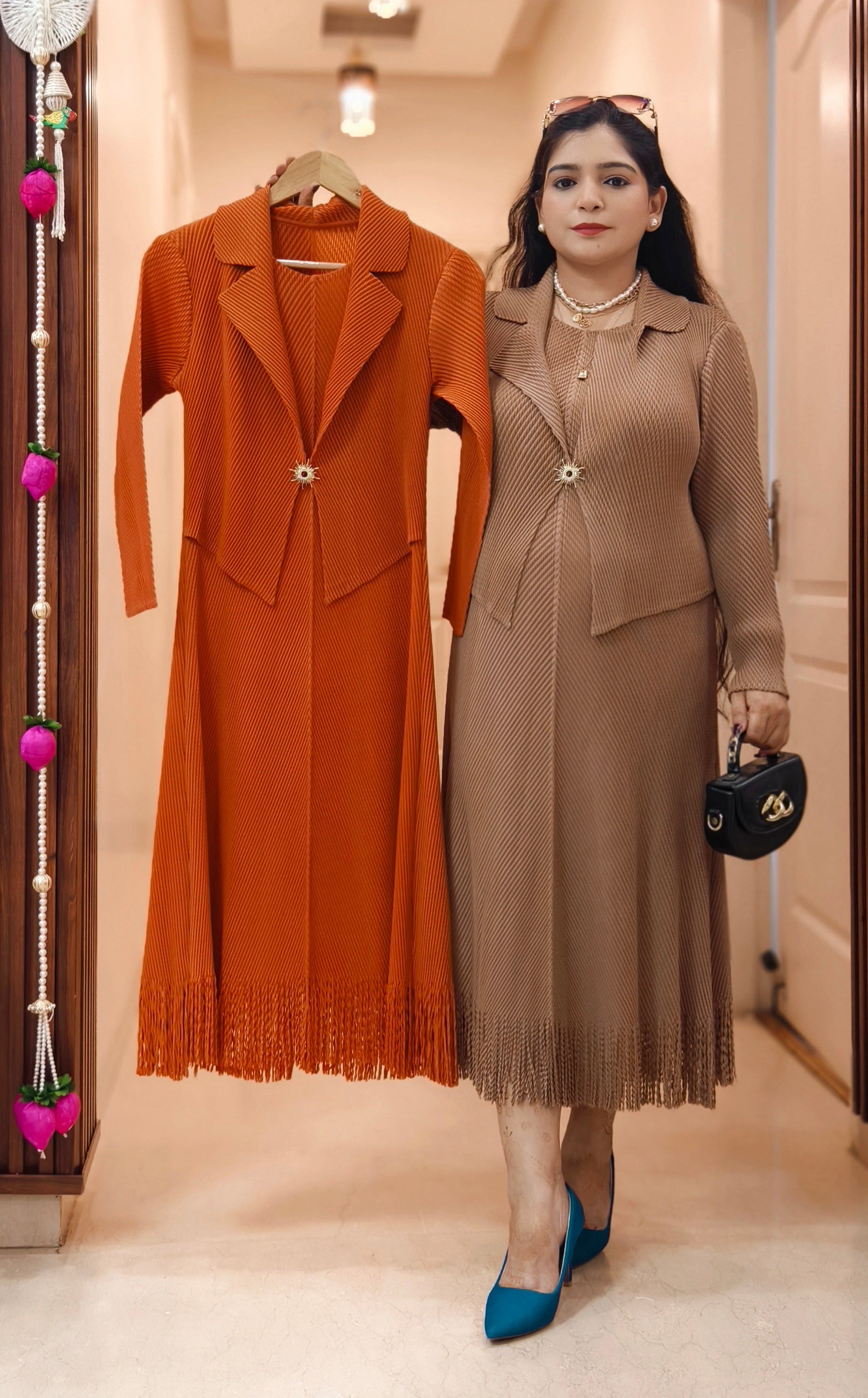 BROWN AND ORANGE WRINKLE FABRIC DRESS WITH JACKET