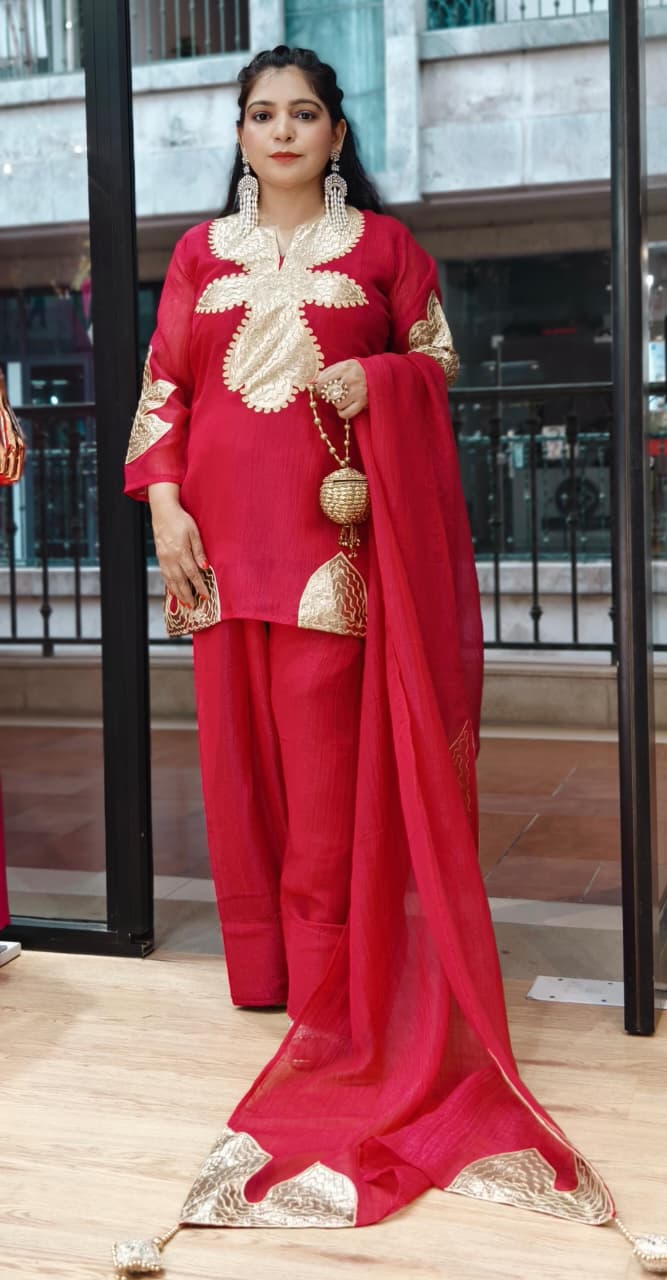 Premium Magenta and Onion pink Crush Tissue Farshi Salwar Suit Set With Dupatta ✨