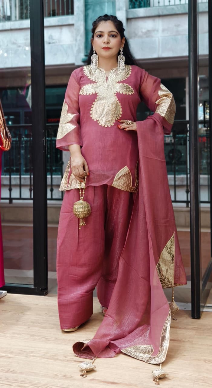 Premium Magenta and Onion pink Crush Tissue Farshi Salwar Suit Set With Dupatta ✨